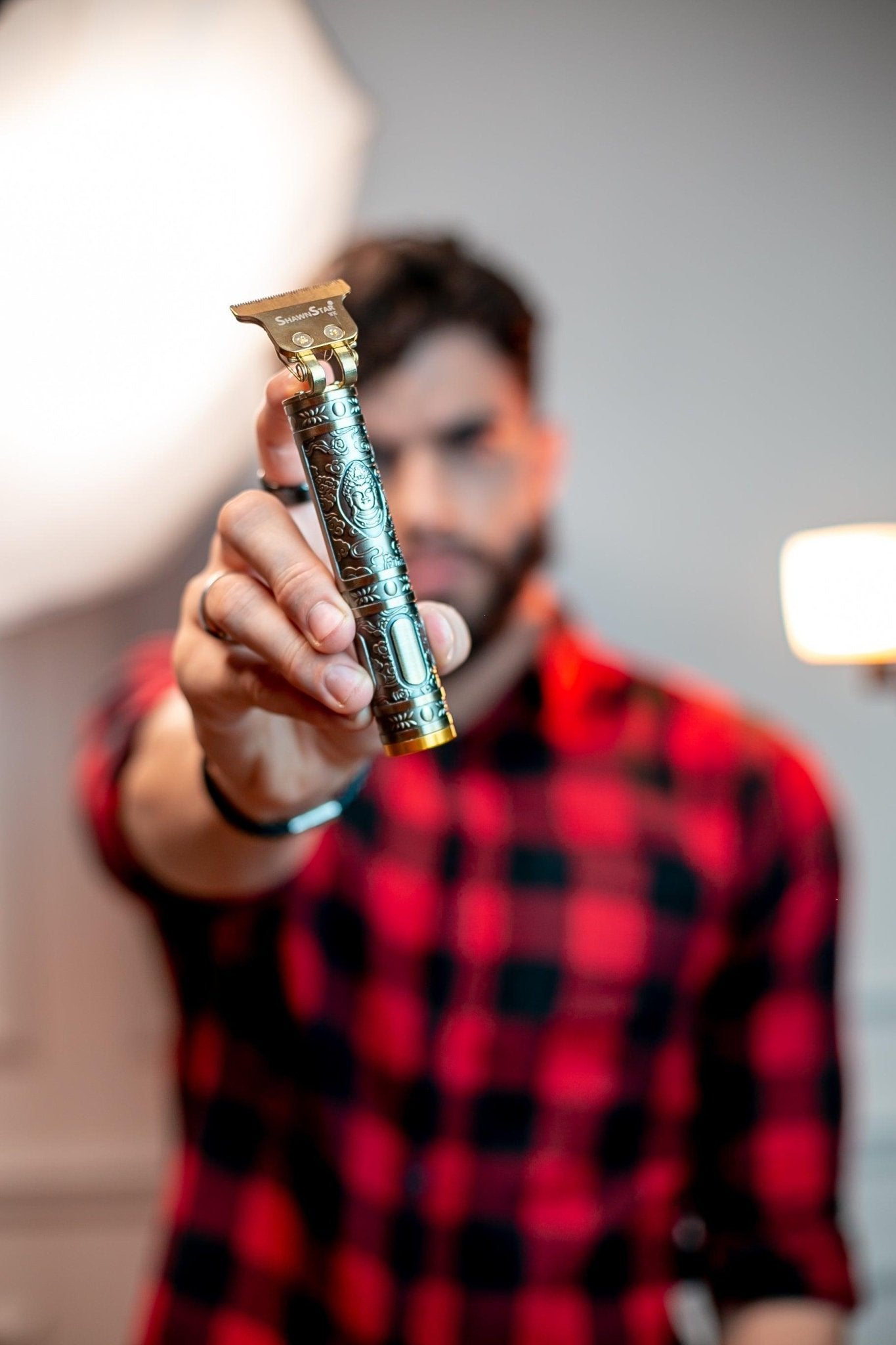 Maquina de Acabamento Dourada Buda - PROFISSIONAL - BARBA LENHADOR